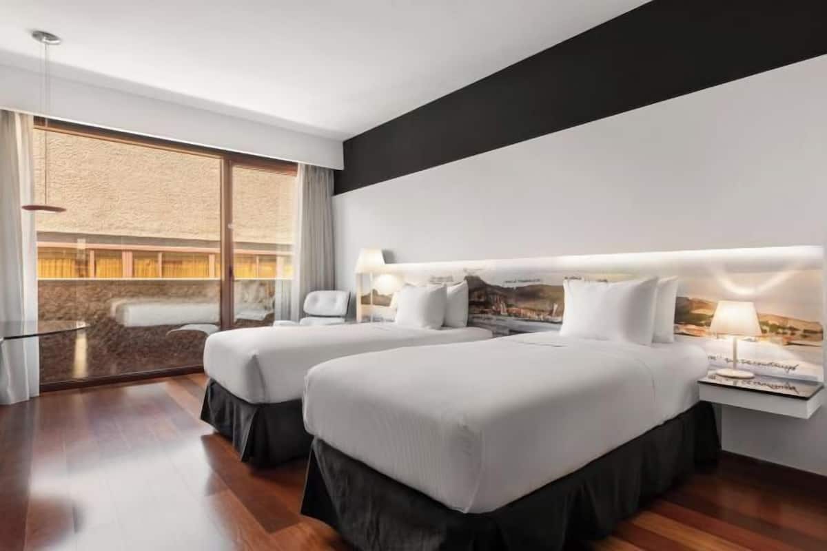 1 Schlafzimmer, hochwertige Bettwaren, Minibar, Zimmersafe