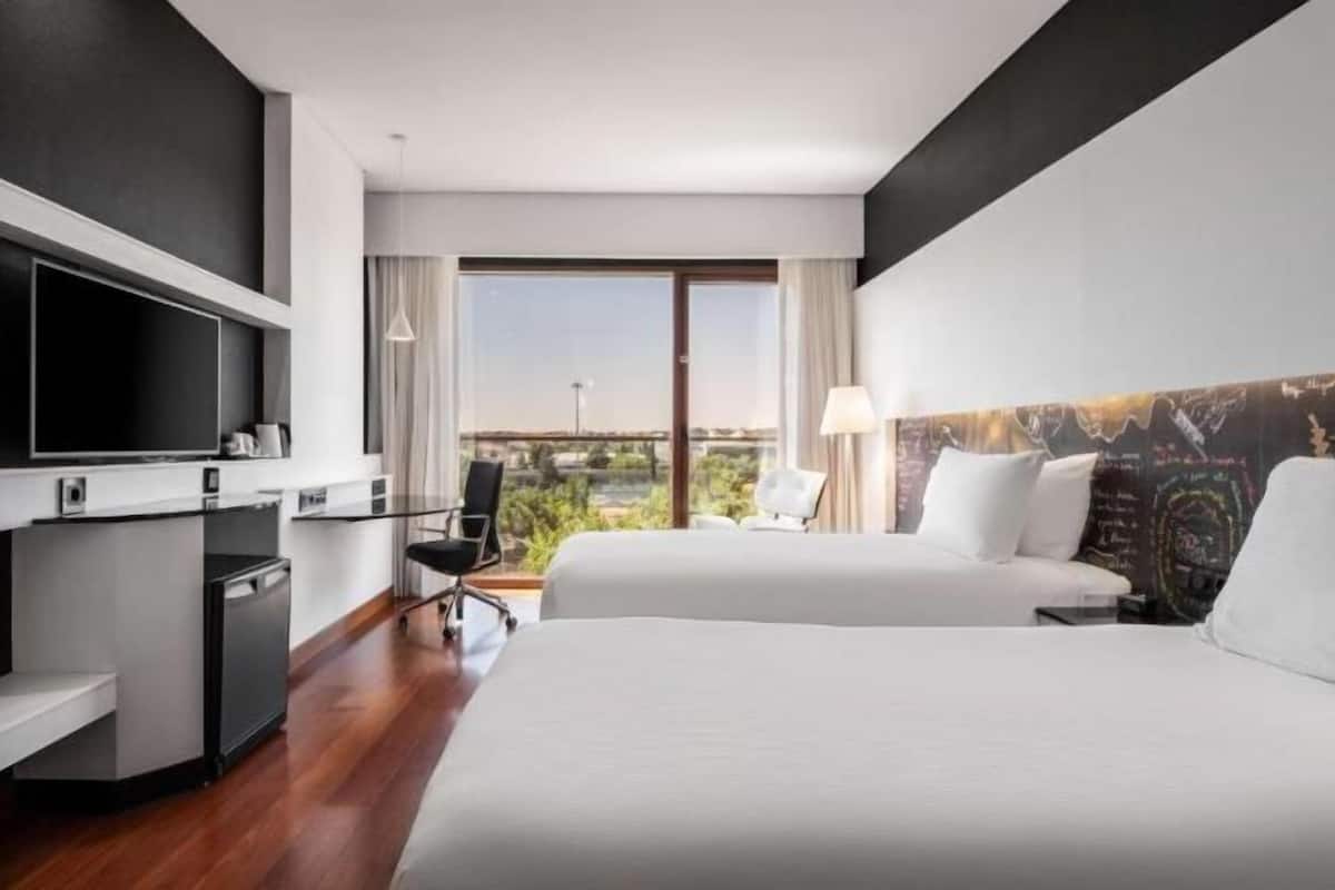 1 Schlafzimmer, hochwertige Bettwaren, Minibar, Zimmersafe