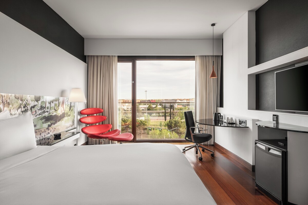 Ropa de cama de alta calidad y minibar 