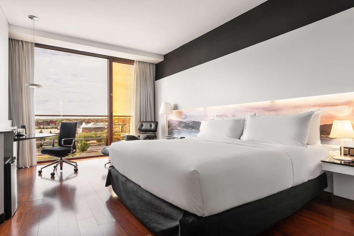 Executive-Zimmer, 1 King-Bett | 1 Schlafzimmer, hochwertige Bettwaren, Minibar, Zimmersafe