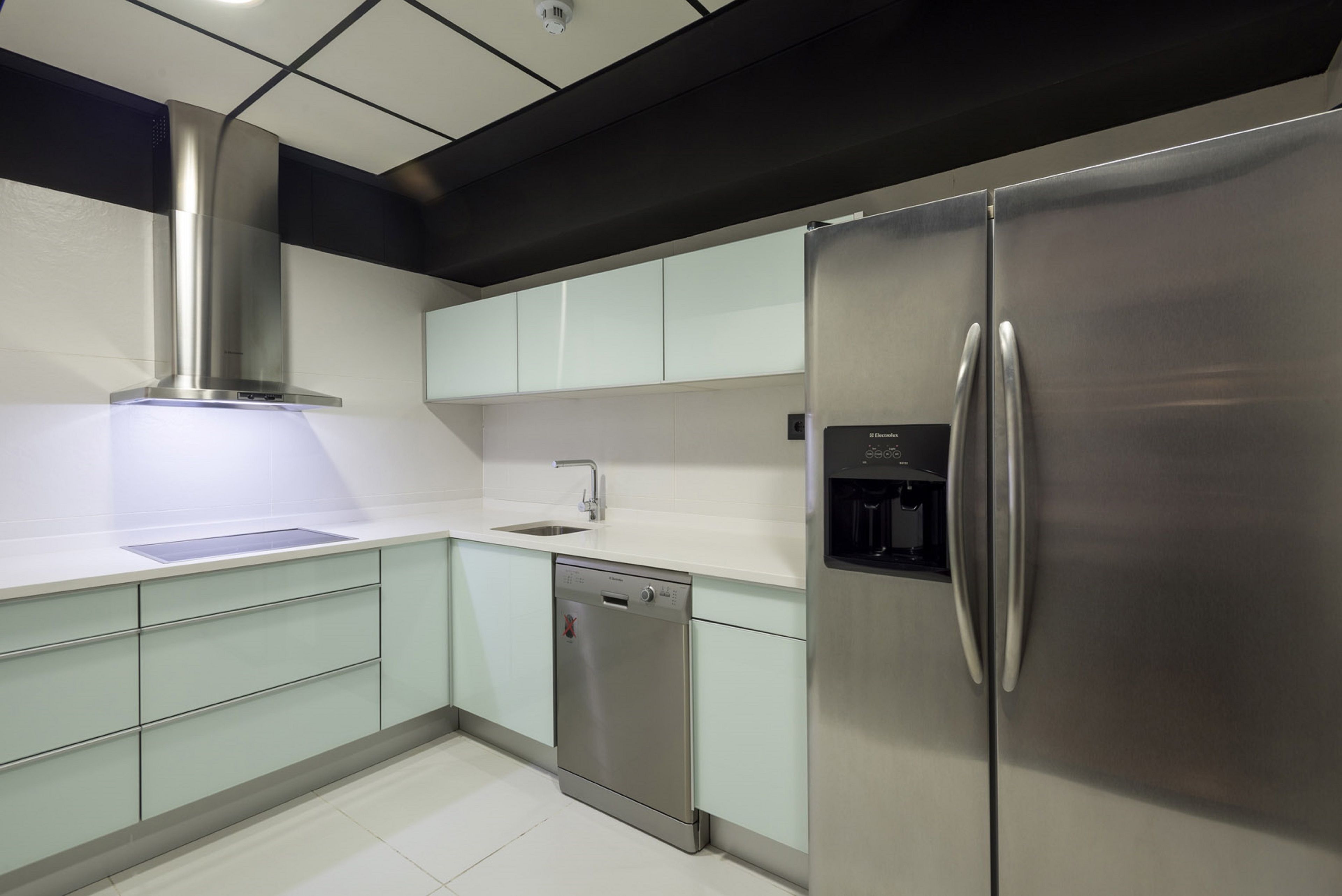 presidential suite | private kitchen | coffee/tea maker, electric kettle, cookware/dishes/utensils