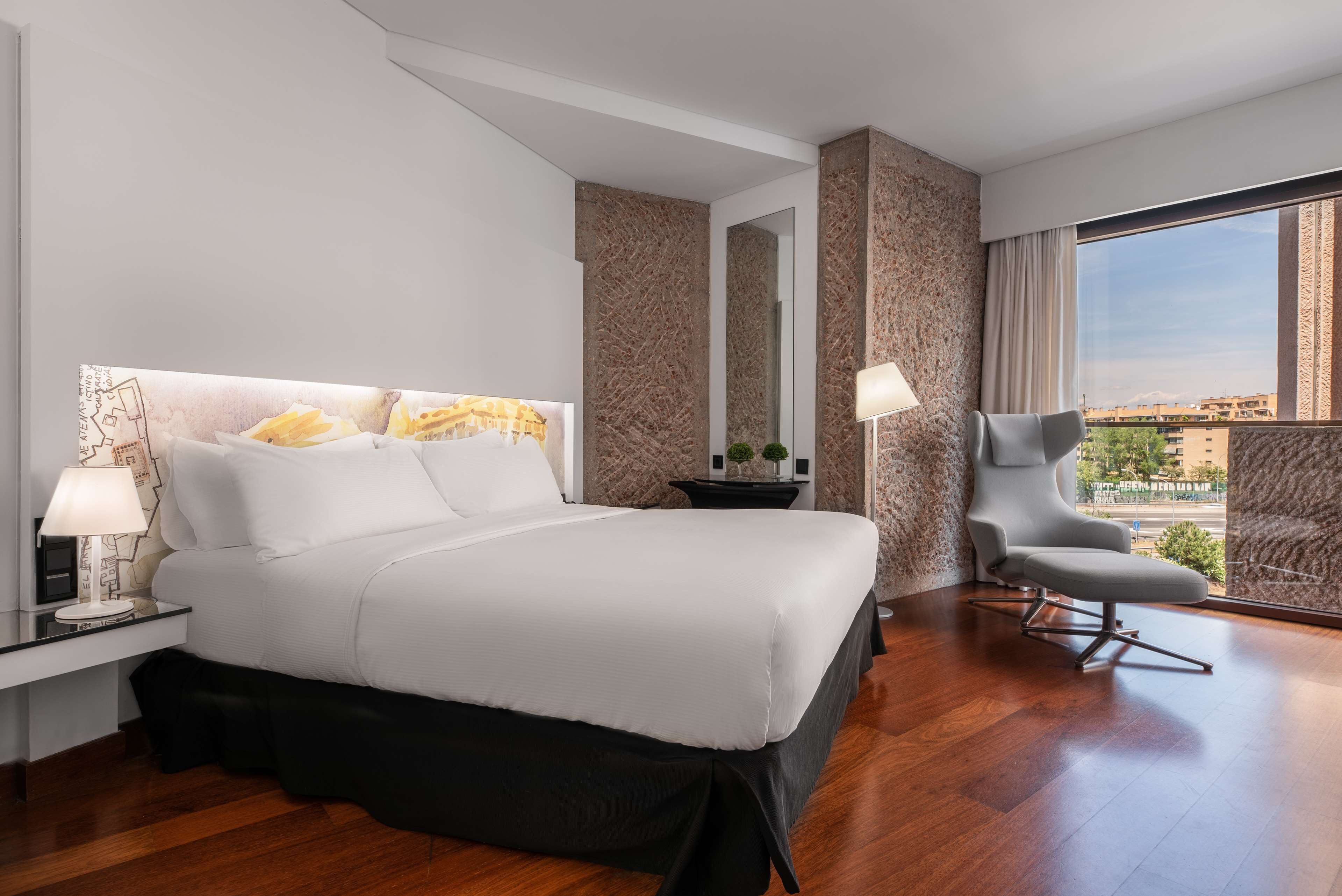 Deluxe Room, 1 King Bed | View from room