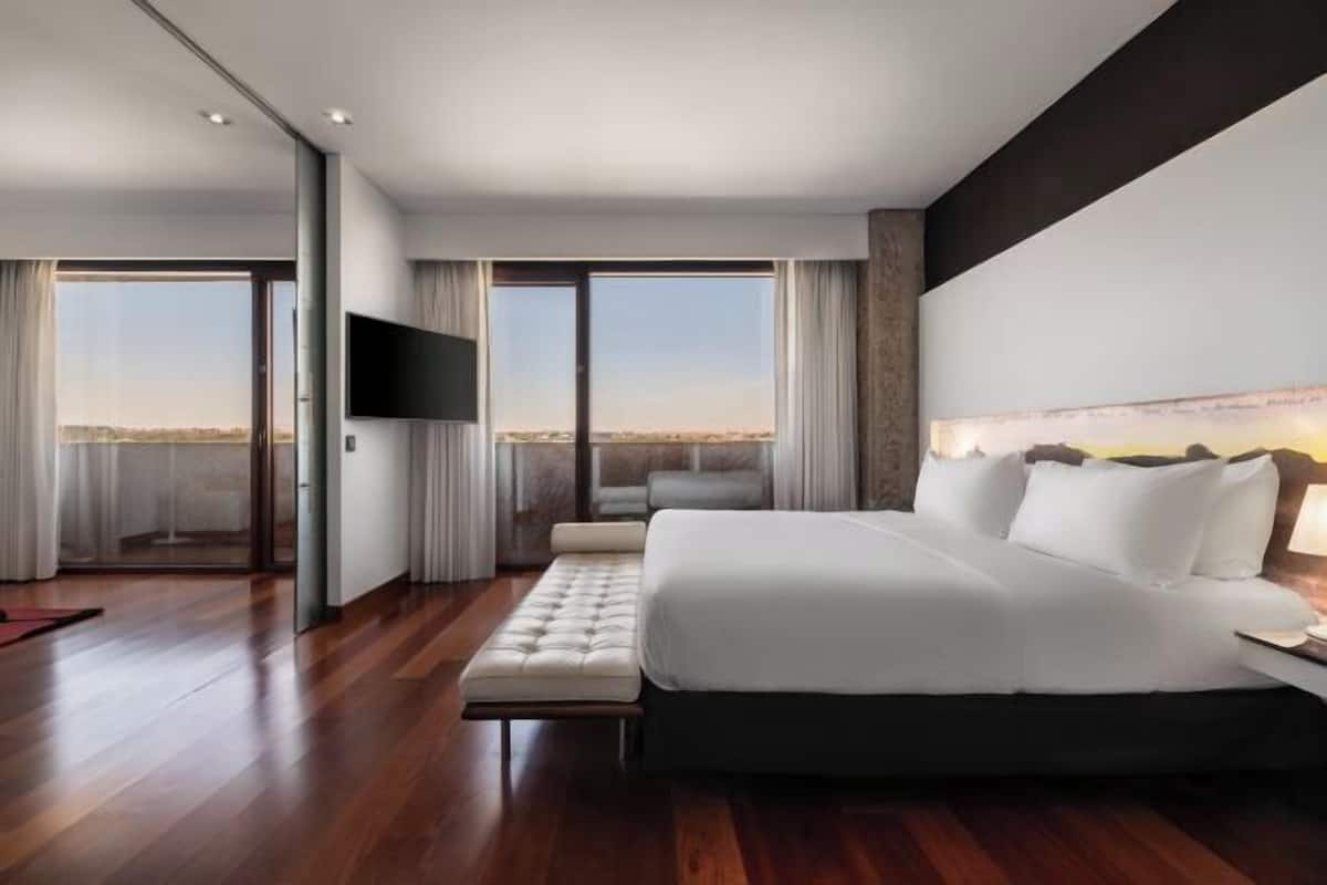 1 Schlafzimmer, hochwertige Bettwaren, Minibar, Zimmersafe