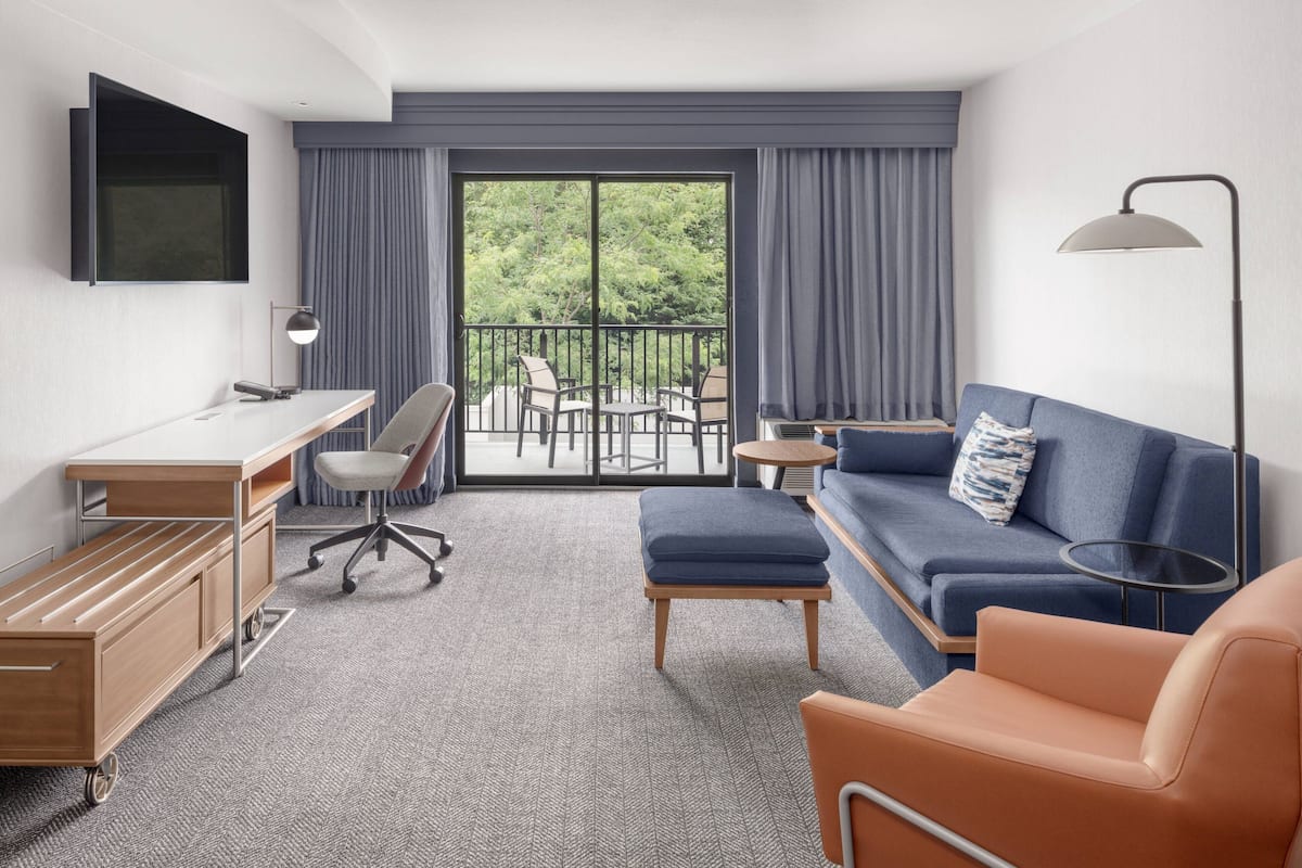 1 bedroom, premium bedding, pillow-top beds, individually decorated