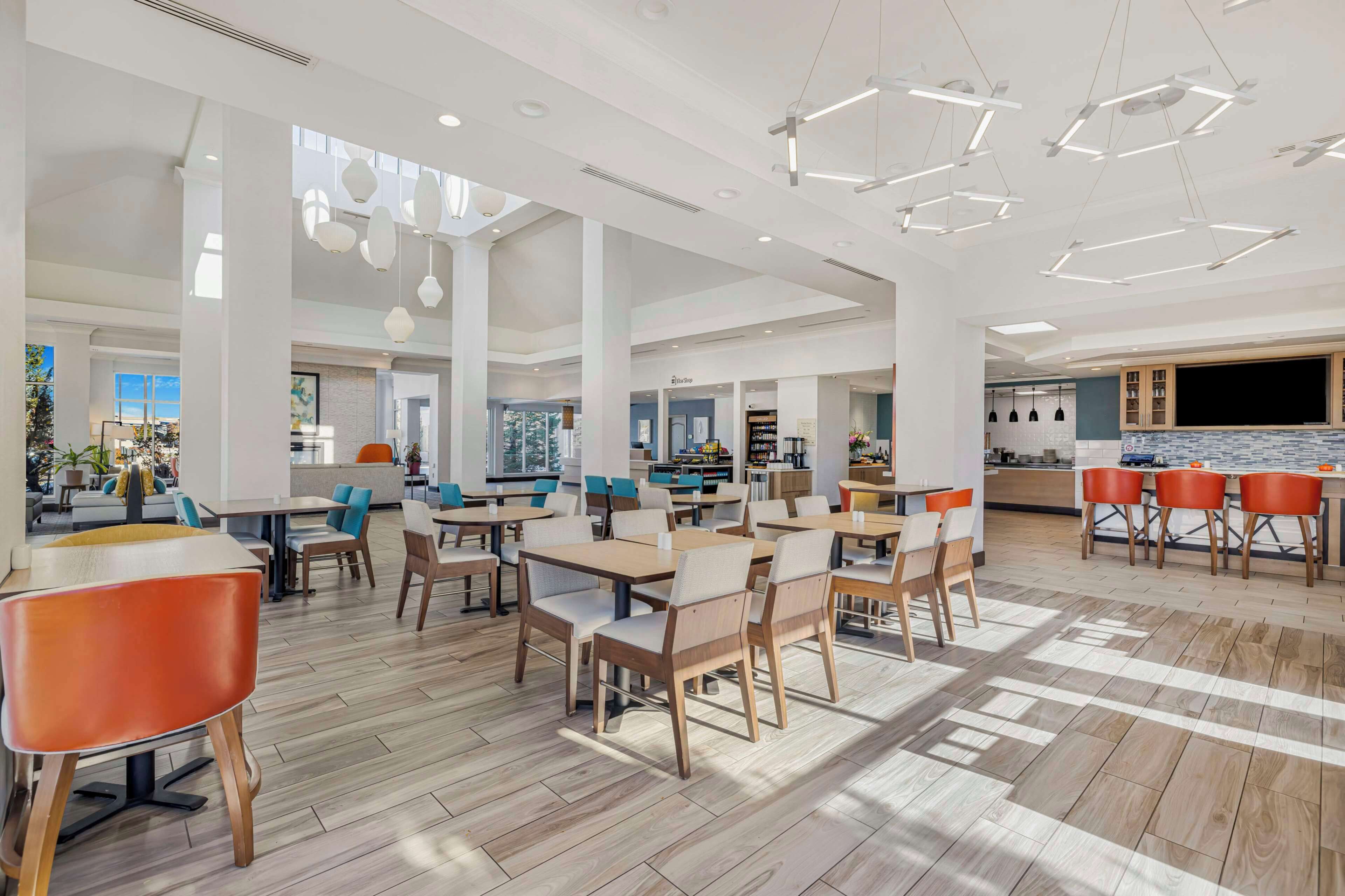 daily cooked-to-order breakfast for a fee