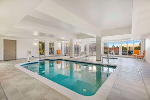 Indoor pool - Hilton Garden Inn Colorado Springs Airport (Colorado Springs)