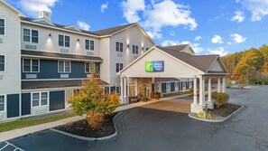 Exterior - Holiday Inn Express Hotel & Suites Seabrook by IHG (Seabrook)