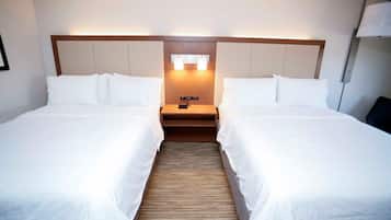 1 bedroom, in-room safe, desk, iron/ironing board