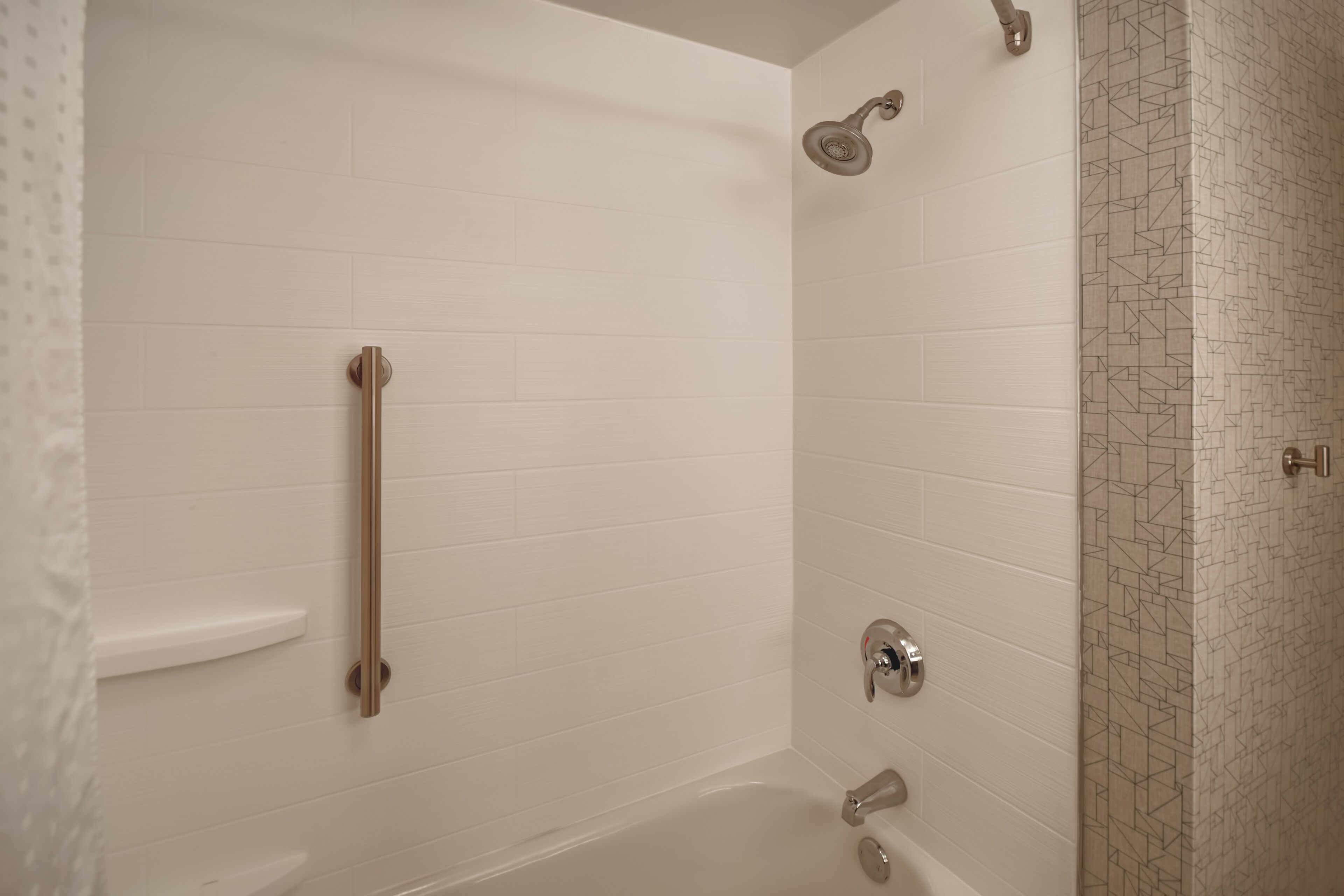 combined shower/bathtub, free toiletries, hair dryer, towels
