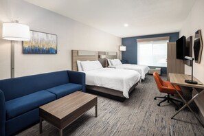 Desk, laptop workspace, blackout drapes, iron/ironing board - Holiday Inn Express & Suites Nampa - Idaho Center by IHG (Nampa)