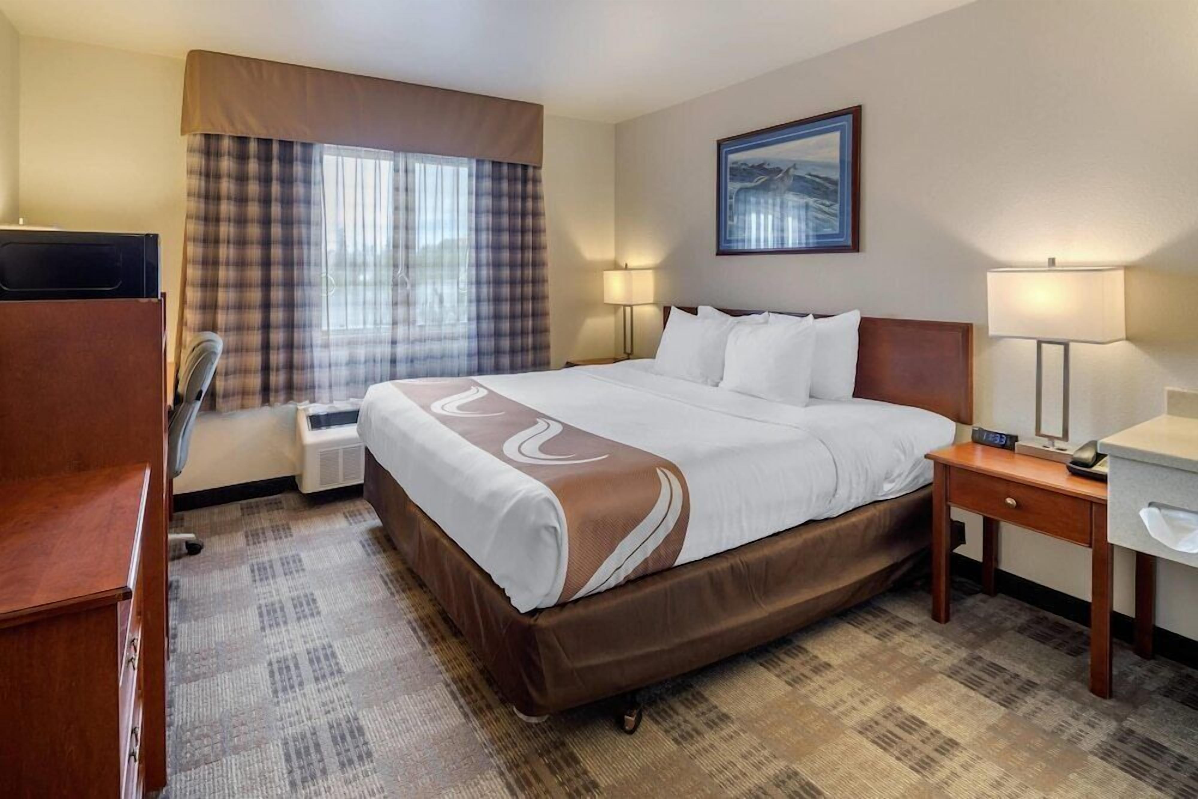 Pillowtop beds, desk, laptop workspace, blackout drapes