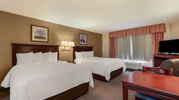 Premium bedding, in-room safe, desk, iron/ironing board