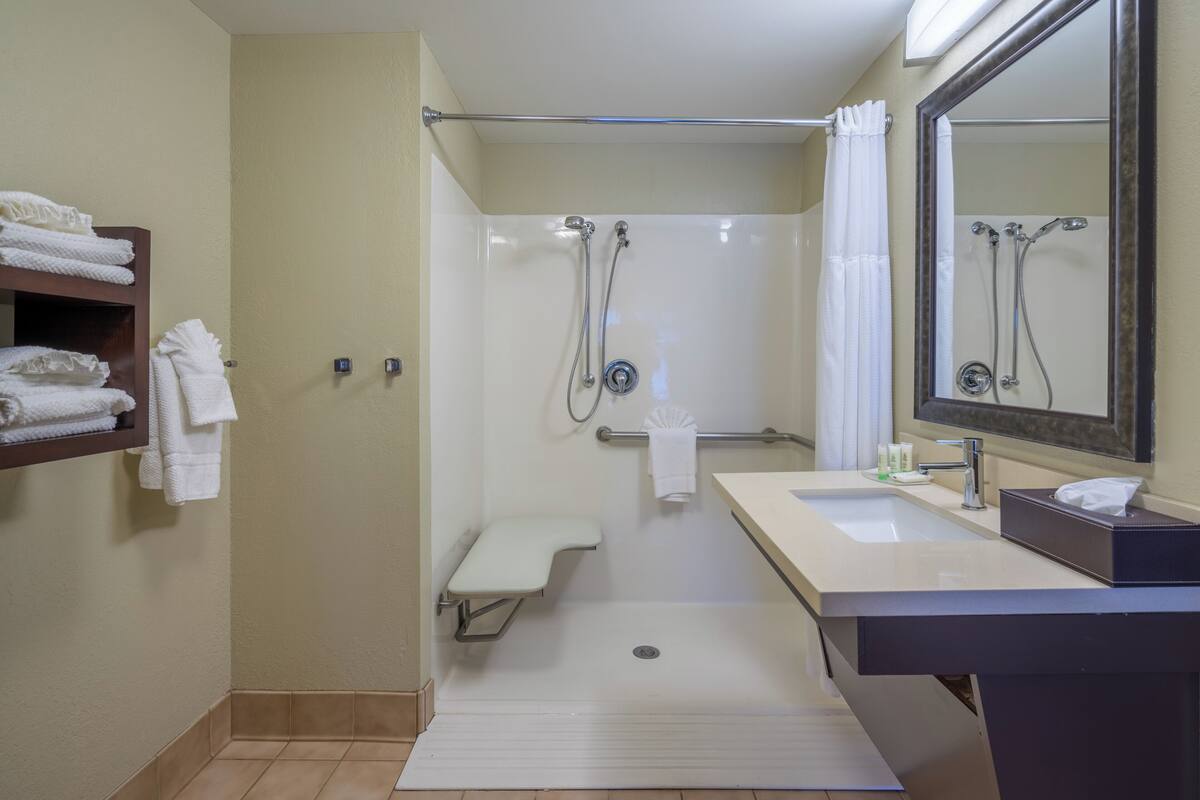 In-room safe, desk, soundproofing, iron/ironing board