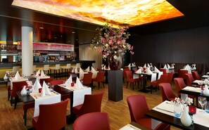 Lunch and dinner served  - Park Plaza Amsterdam Airport (Lijnden)