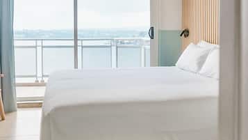 Harbour View Suite | 1 bedroom, premium bedding, in-room safe, desk