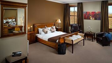 In-room safe, desk, blackout curtains, iron/ironing board