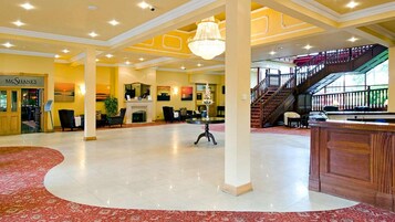 Sala de estar en el lobby