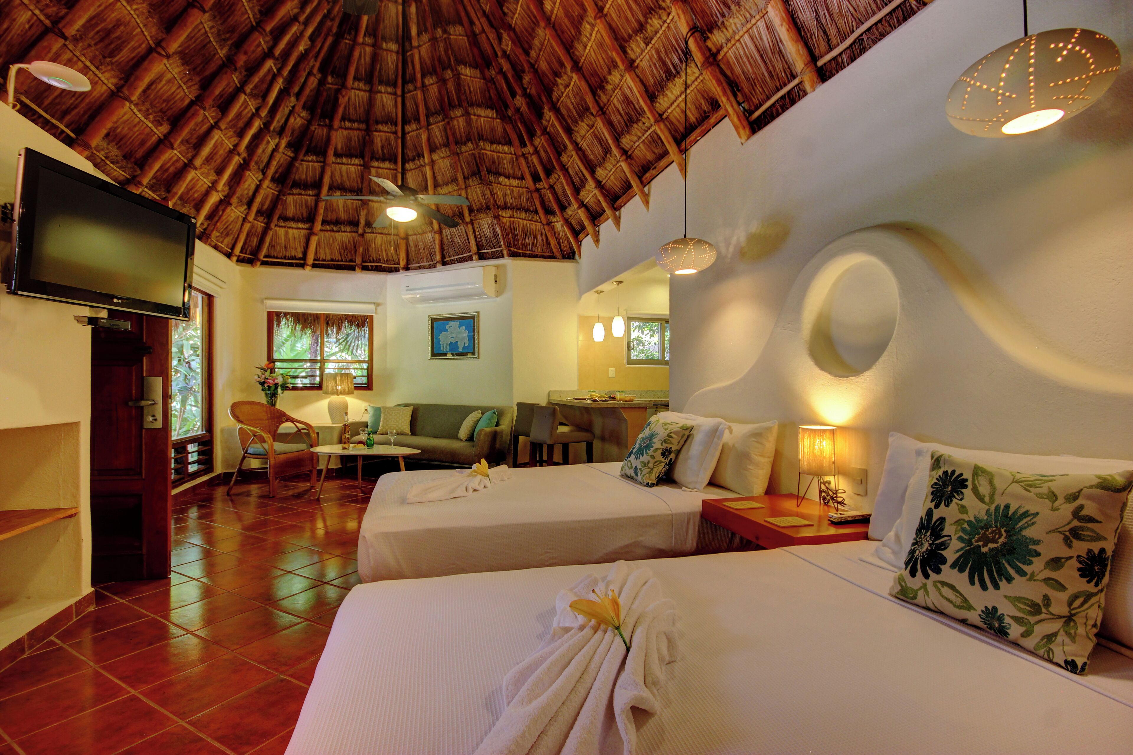 バンガロー ダブルベッド 2 台 キッチン | 高級寝具、セーフティボックス (室内)、客室ごとに異なる装飾、客室ごとに異なるインテリア