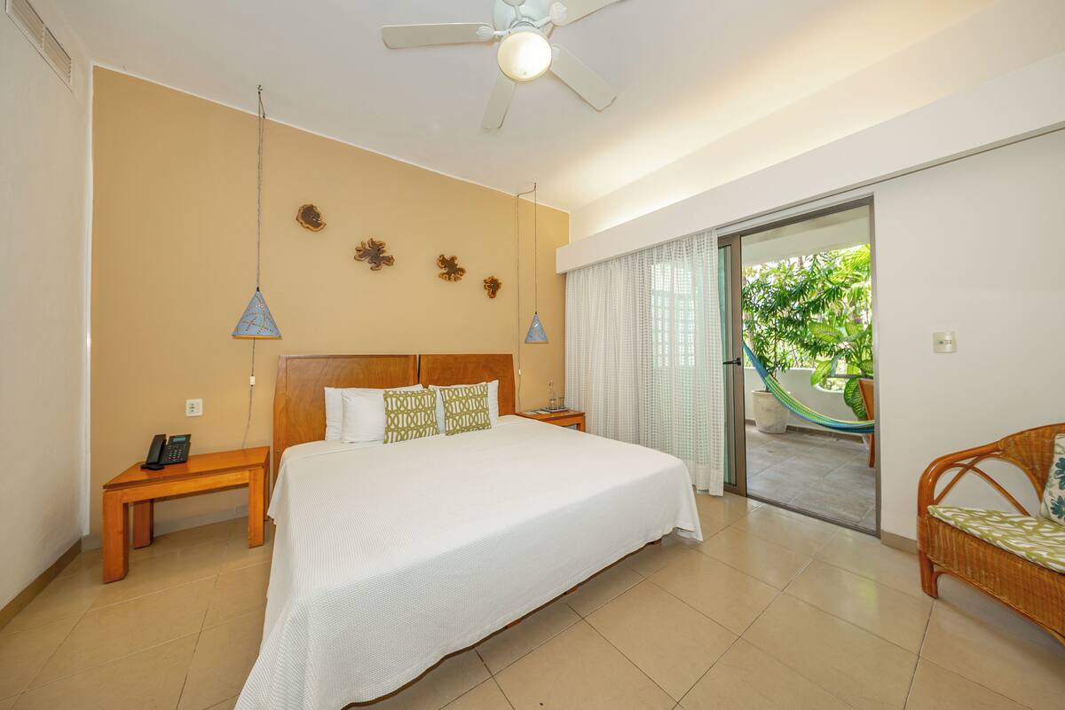 Classic Double Room, Garden View | In-room safe, iron/ironing board, free WiFi, individually decorated