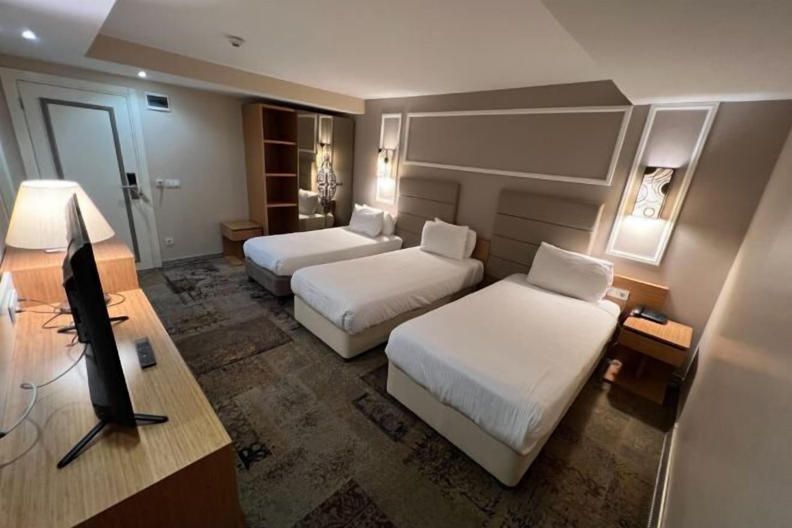 Premium bedding, minibar, in-room safe, desk