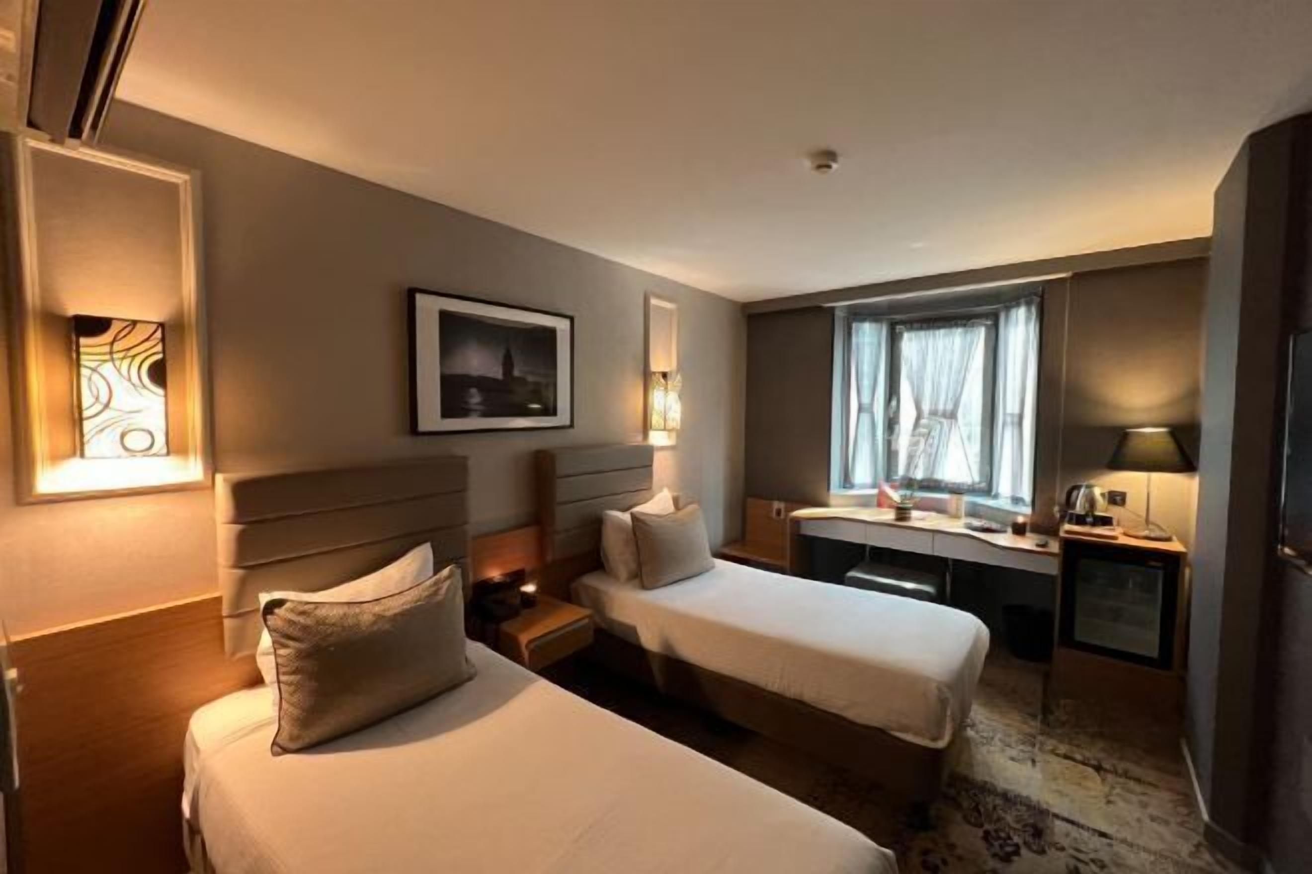 Premium bedding, minibar, in-room safe, desk