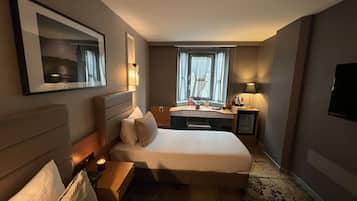 Standard-Doppel- oder -Zweibettzimmer