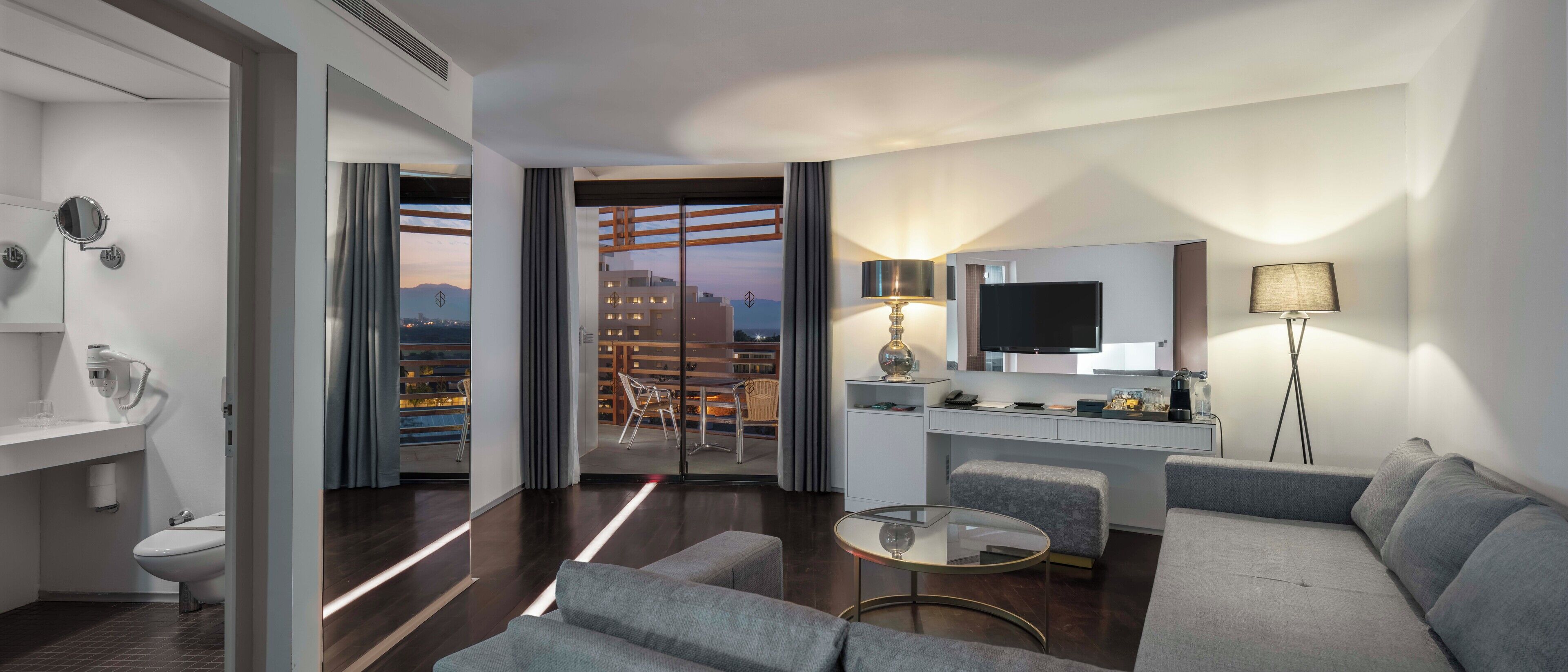 family suite | 1 bedroom, minibar, in-room safe, desk