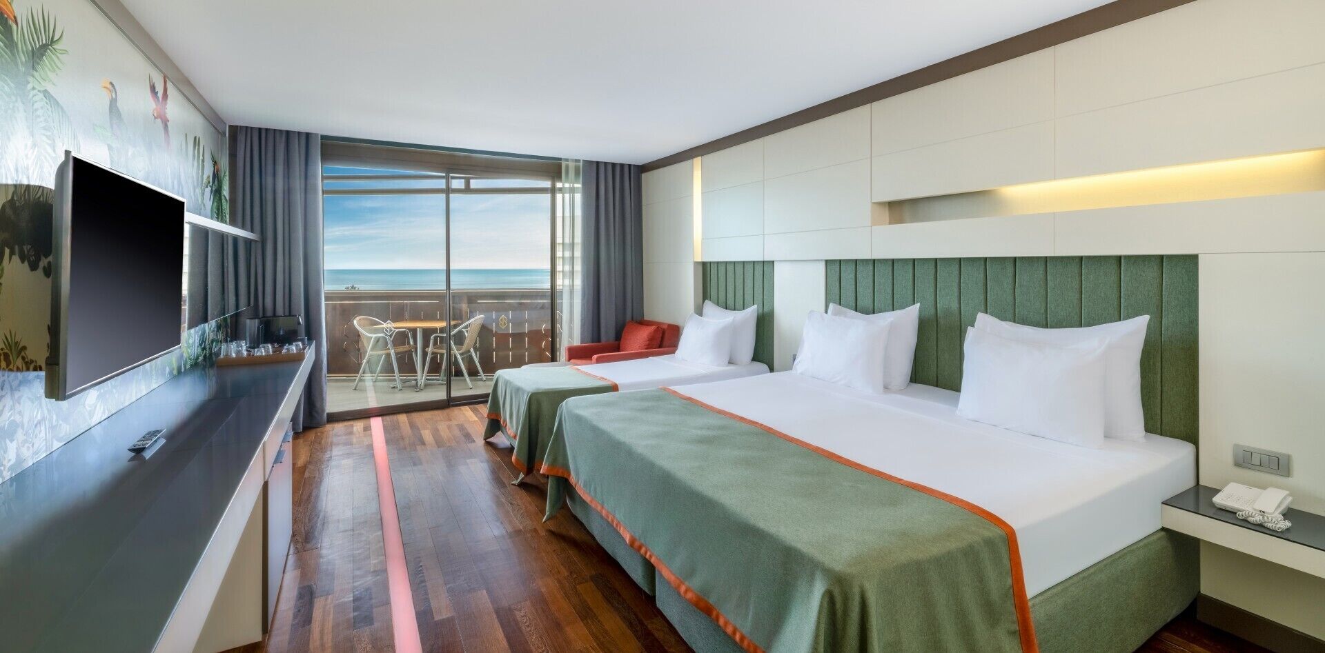 Superior Standard Room | Minibar, in-room safe, desk, free WiFi