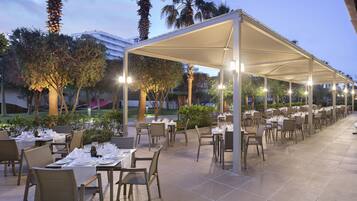 7 ravintolaa, vegaaniruokiin erikoistuva keittiö