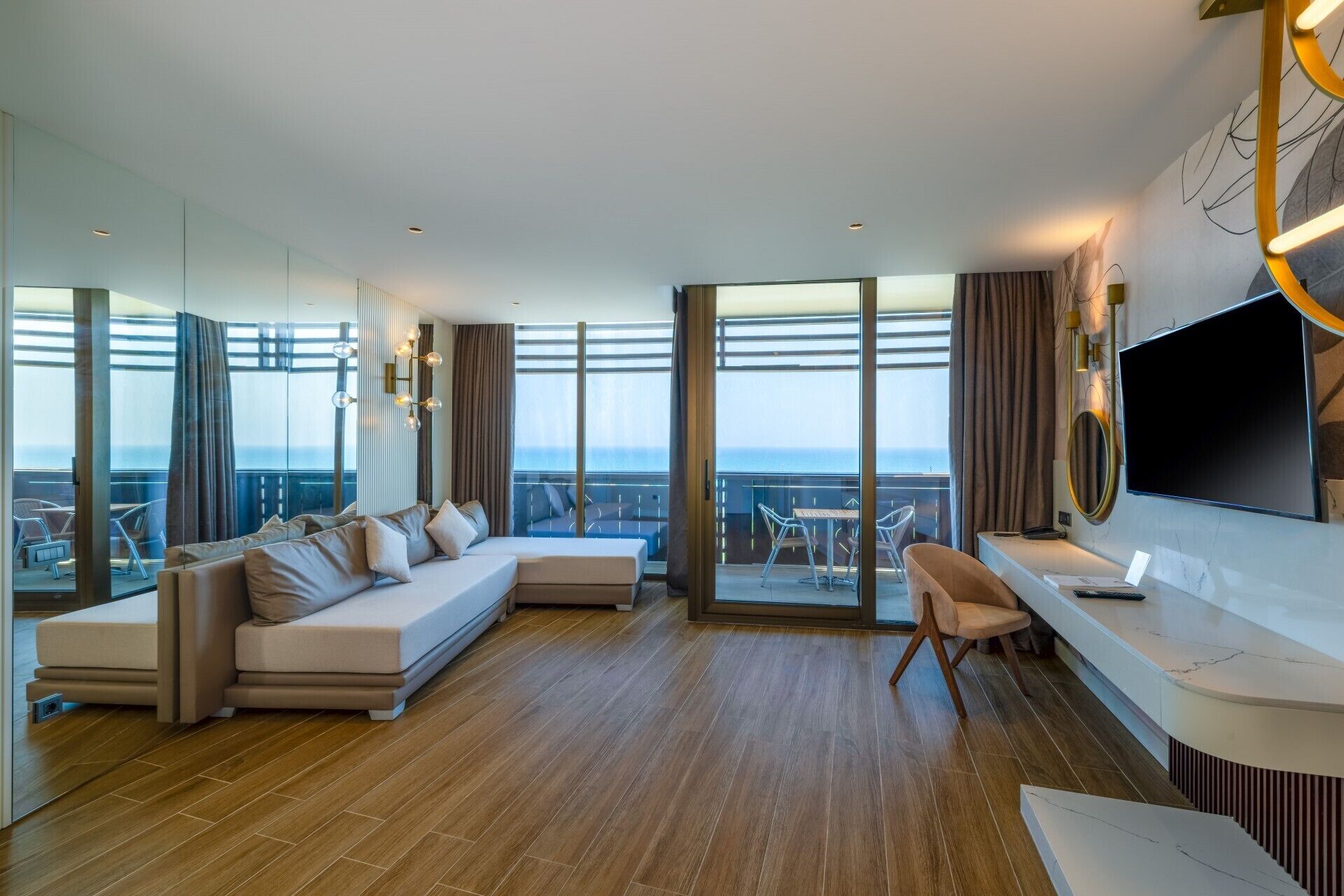 Family Suite Sea View | 客房景观