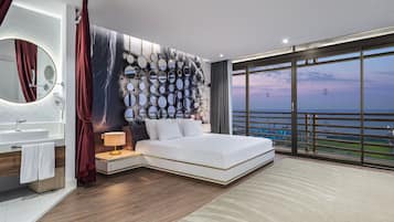 King Suite | 1 phòng ngủ, minibar, két bảo mật tại phòng, bàn