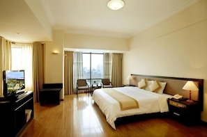 Habitación doble Deluxe | Minibar, escritorio y wifi gratis