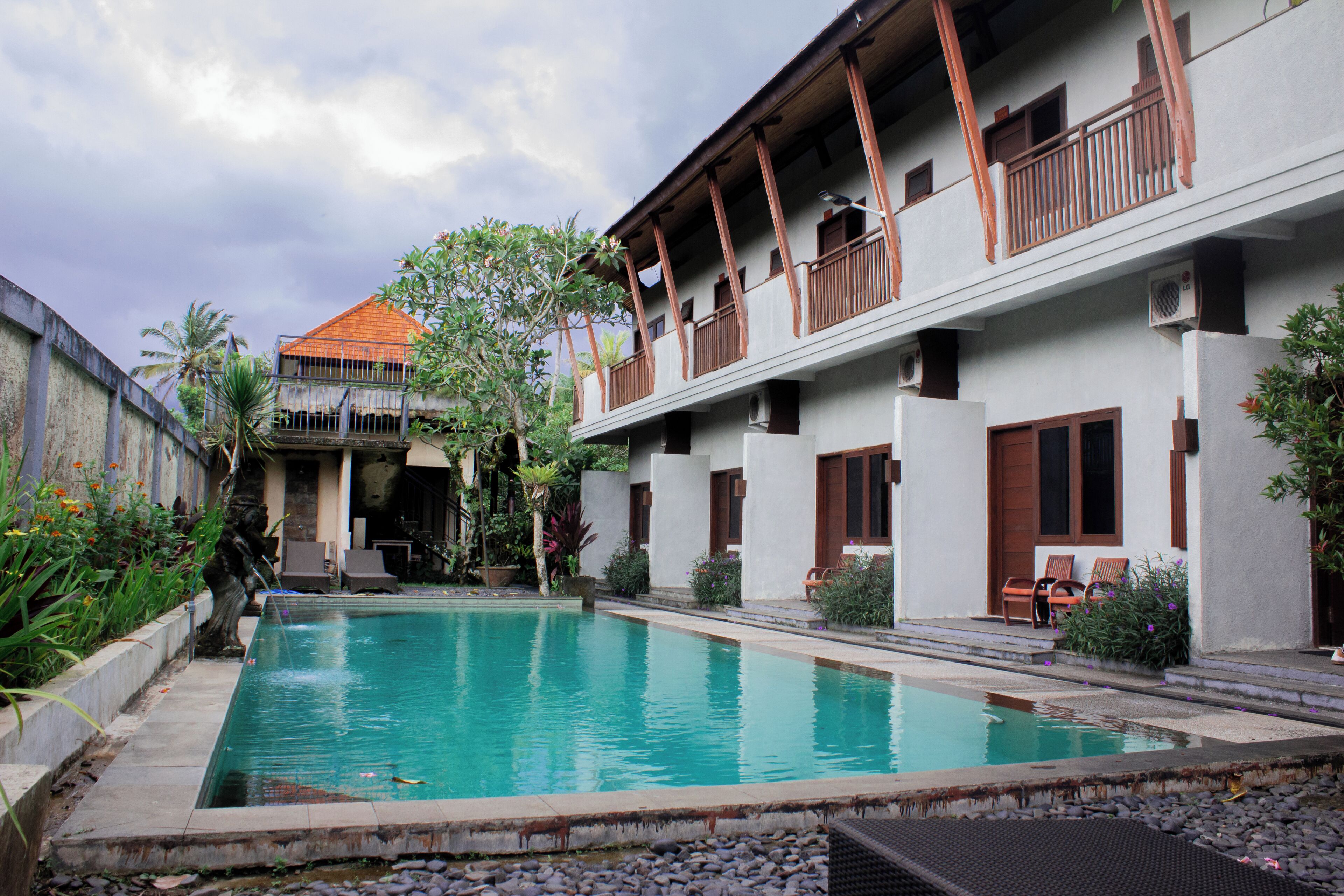 Habitación estándar | Minibar, caja fuerte, cortinas opacas y wifi gratis