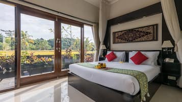 Minibar, caja de seguridad en la habitación y cortinas blackout