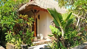 Property grounds - Alam Asmara Dive Resort Bali (Karangasem)