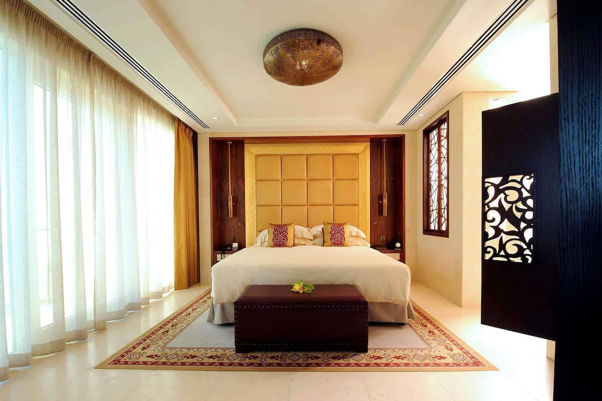 Suite, 1 cama matrimonial (Diplomatic) | 1 habitación, ropa de cama de alta calidad y minibar