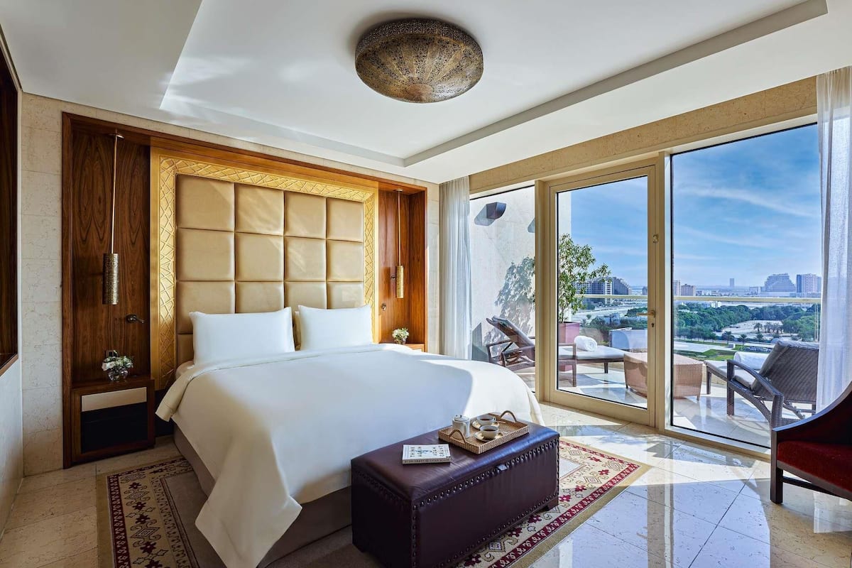 Premium bedding, minibar, in-room safe, desk