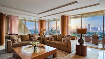 Premium bedding, minibar, in-room safe, desk