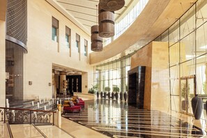 Lobby - Raffles Dubai (Dubai)