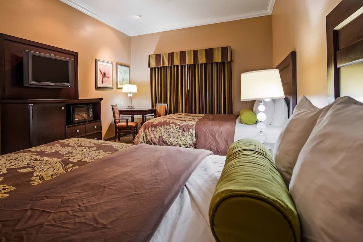 Standard Room, 2 Queen Beds, Non Smoking, Refrigerator & Microwave | In-room safe, desk, iron/ironing board, free WiFi