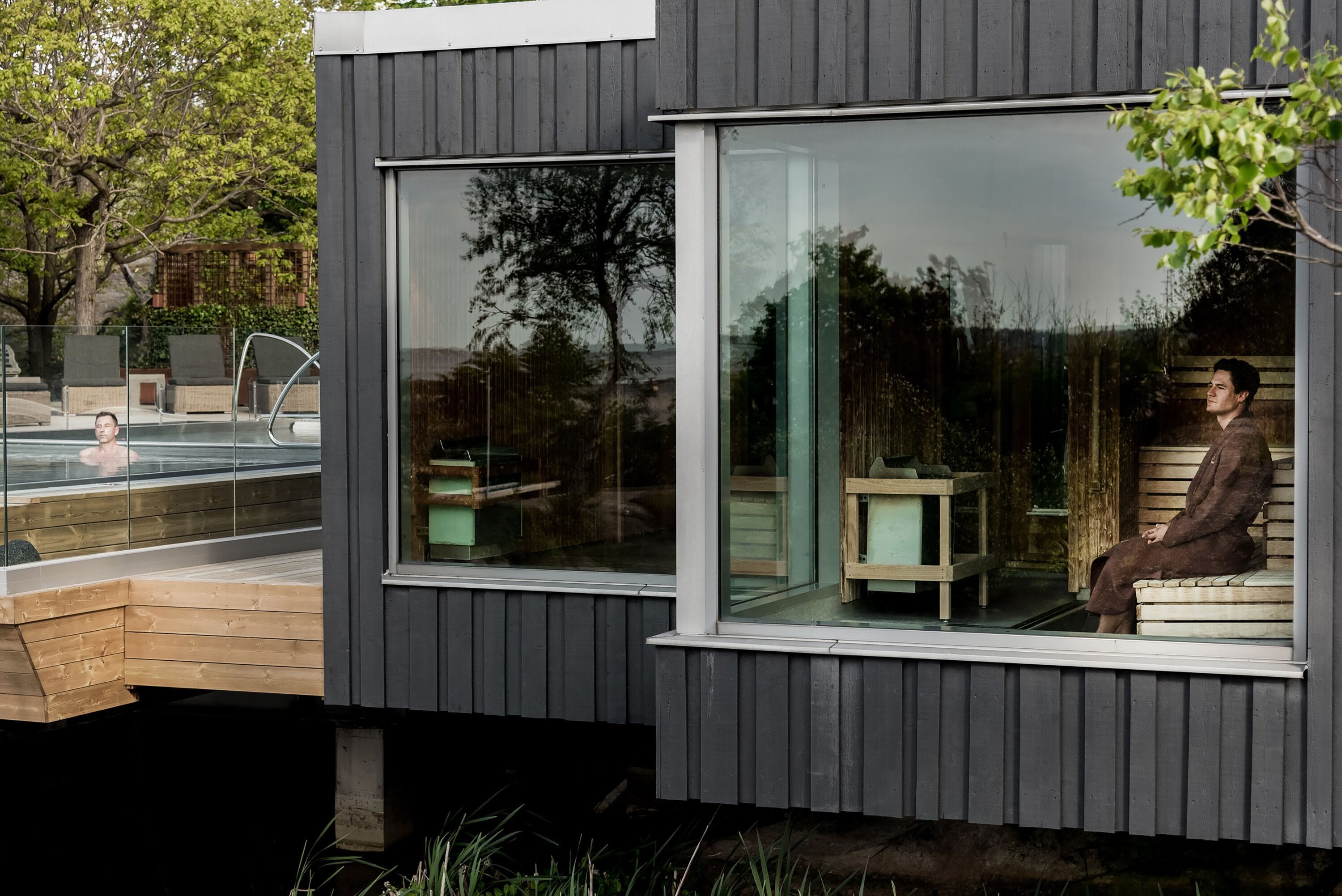 Bastu, bubbelpool, ångbastu och massage