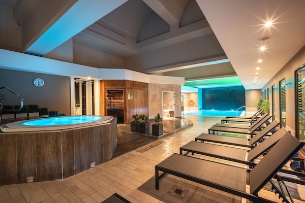 Hot tub, steam room, body treatments, body wraps, body scrubs, facials
