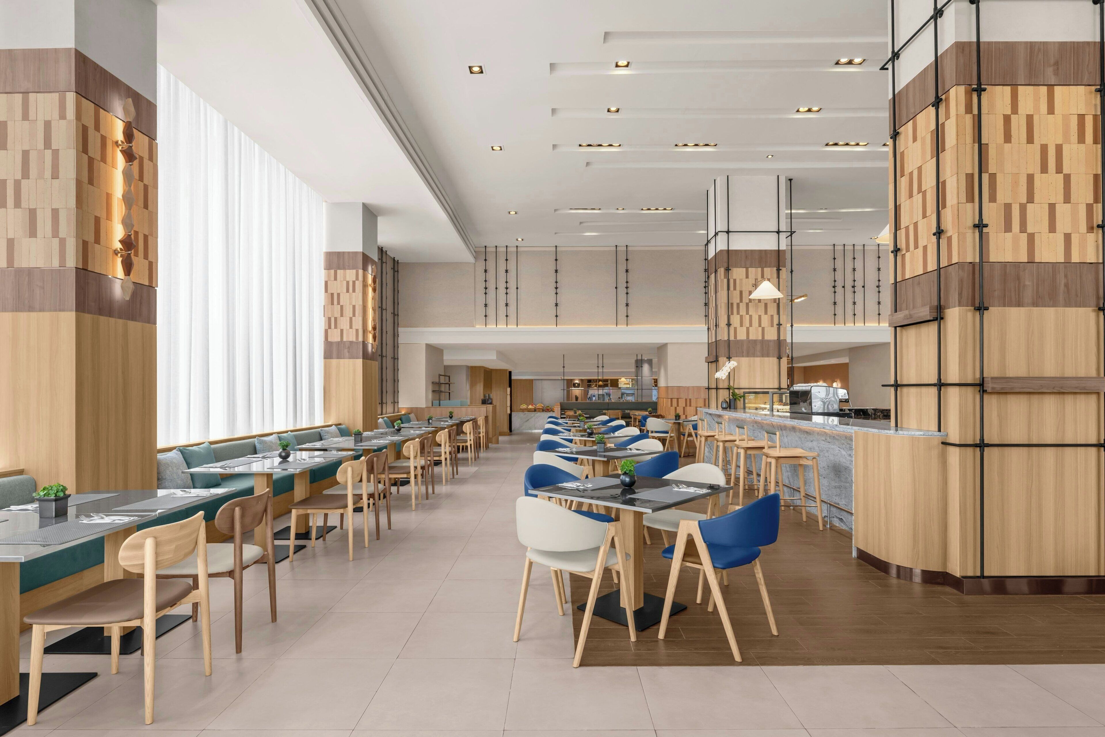 Photo - Courtyard by Marriott Bangkok
