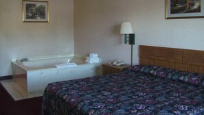 Unclassified image, 4 of 9, button - Astoria Inn (Knox)