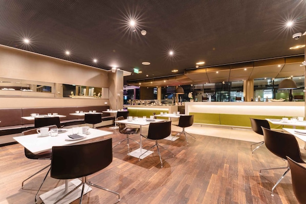 Daily buffet breakfast (EUR 18 per person)