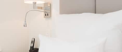 Business Suite | 1 bedroom, premium bedding, in-room safe, individually decorated