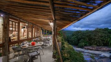 Frühstück, Mittagessen und Abendessen