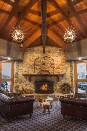 The Sebel Pinnacle Valley Resort