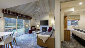 Two Bedroom Chalet | In-room safe, desk, iron/ironing board, cribs/infant beds