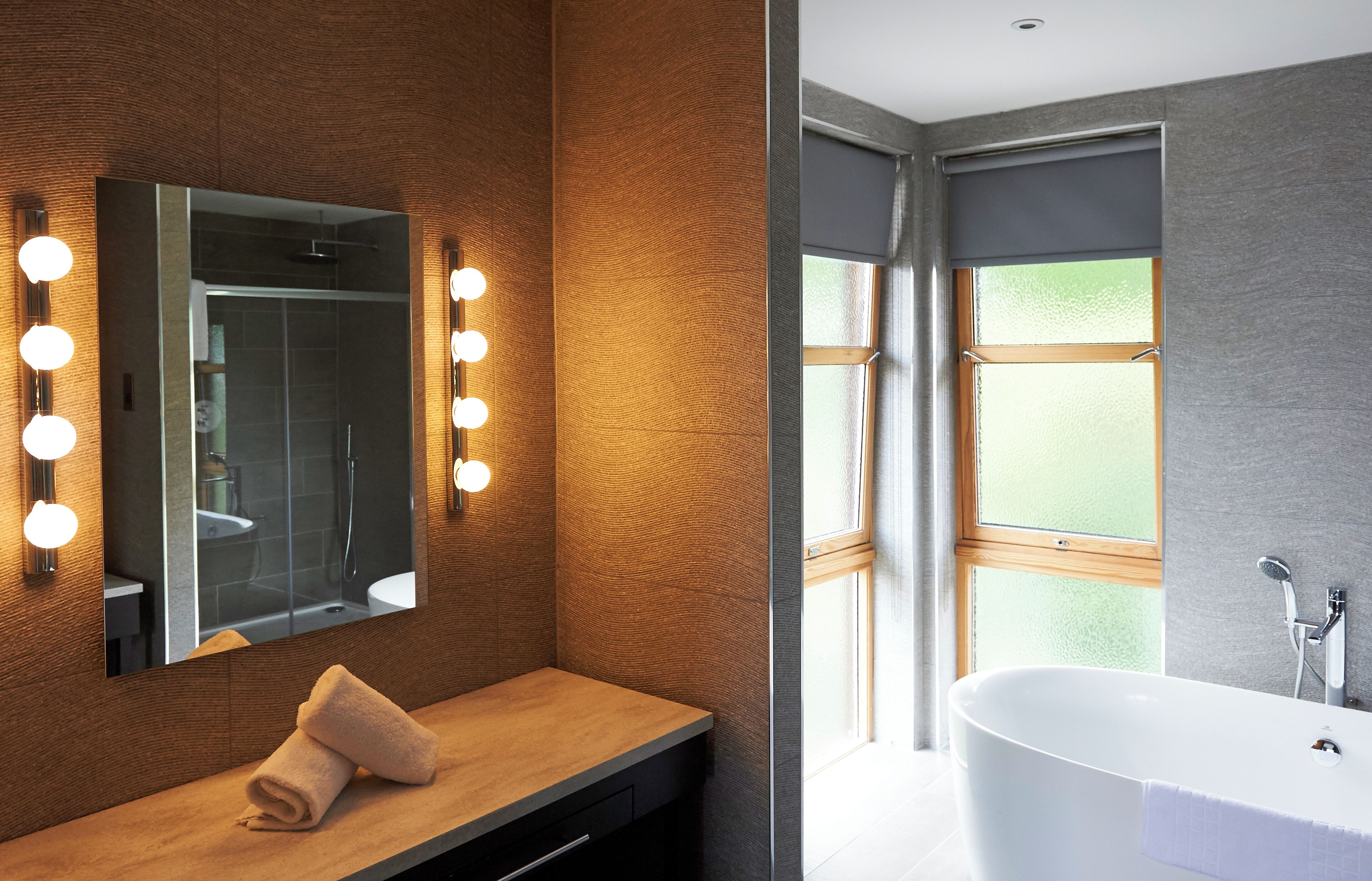 family suite | bathroom | free toiletries, hair dryer, bathrobes, towels